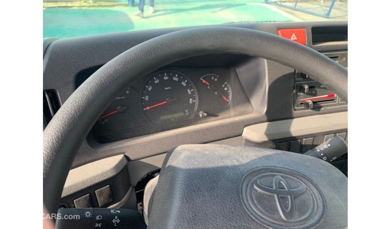 Toyota Coaster 30 seats // diesel engine  // model 2023