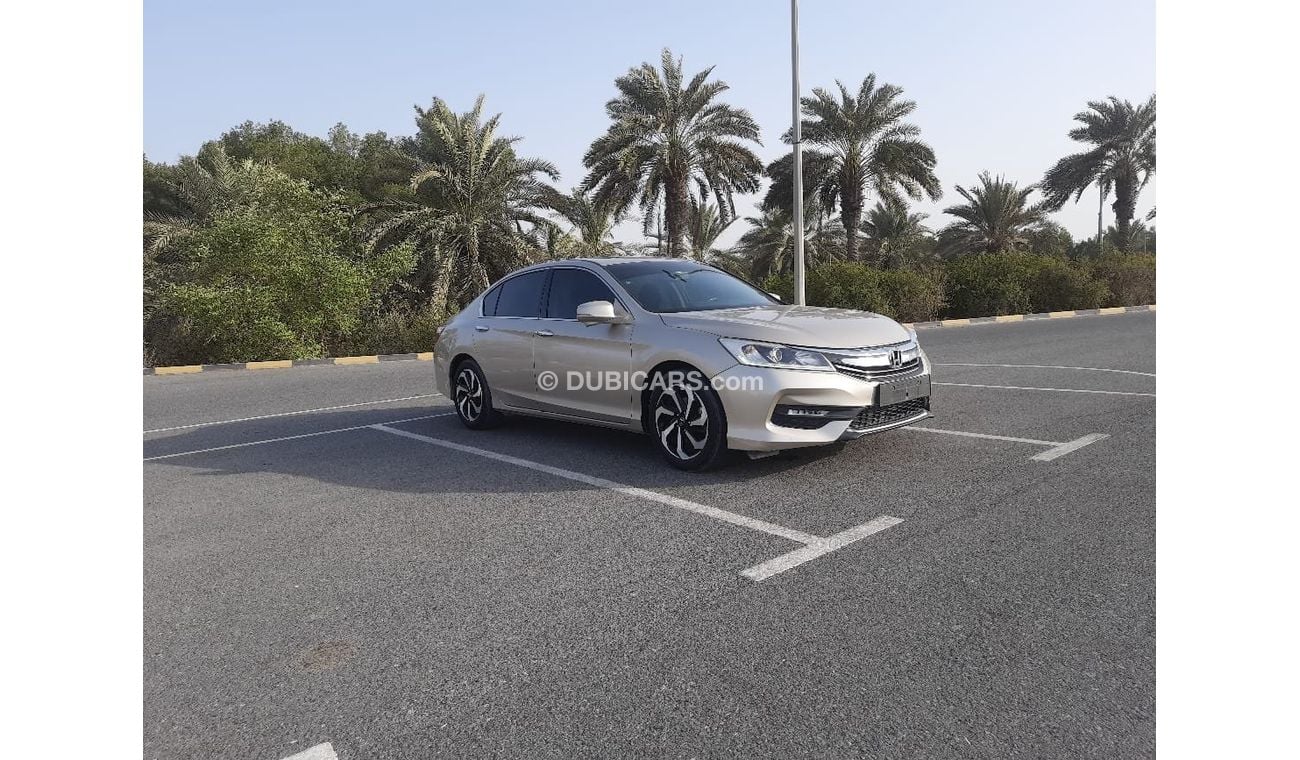 Honda Accord EX Honda Accord _2017 V4 full option very clean car accident free original paint