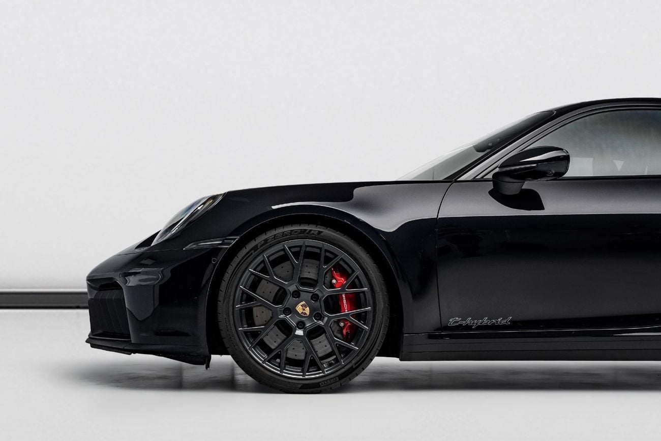 بورش 911 CARRERA GTS 2026 Porsche 911 Carrera GTS, Twin-Turbocharged 3.6L F6, 532 bhp, 8-Speed Auto PDK