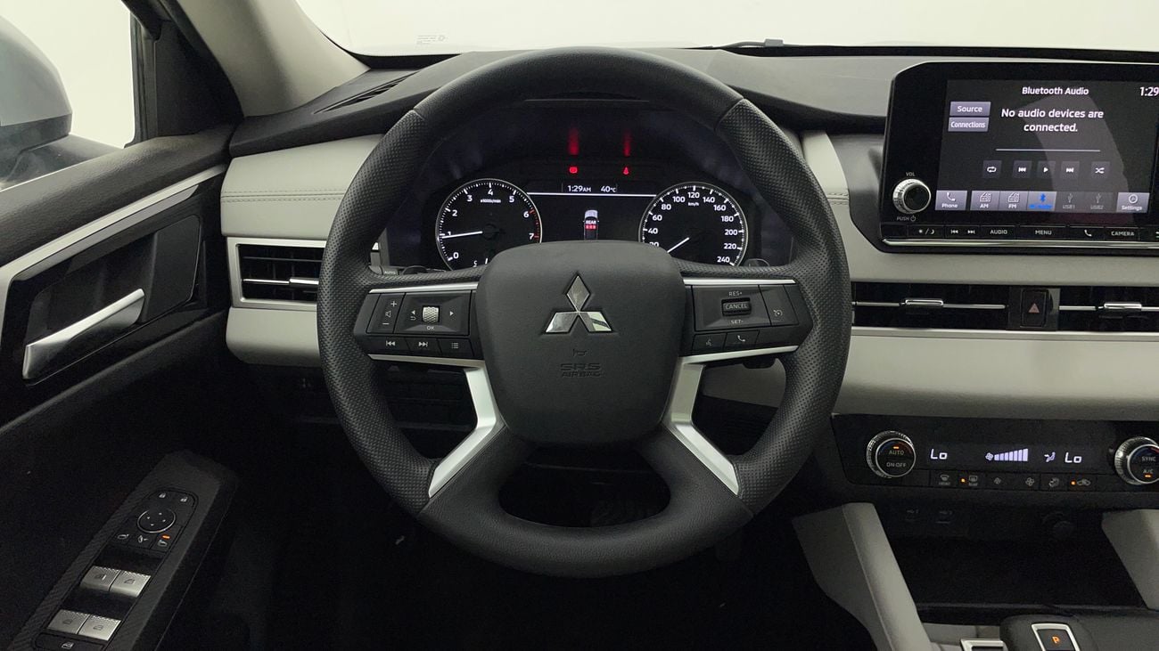 Mitsubishi Outlander MIDLINE WITH SUNROOF 2.5 | Zero Down Payment | Home Test Drive