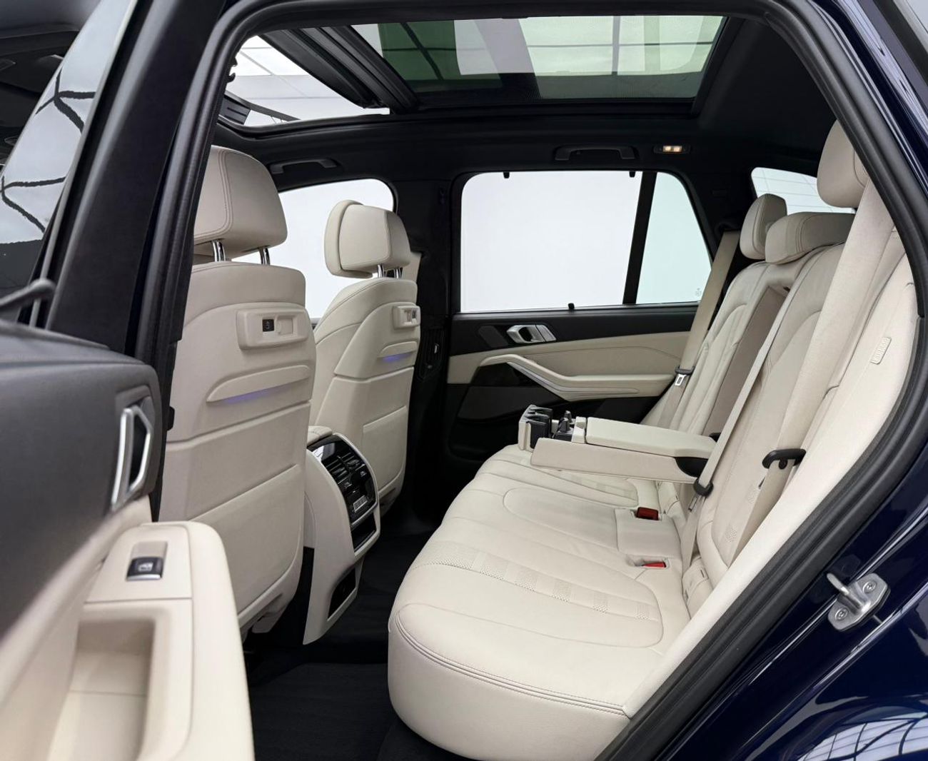 بي أم دبليو X5 40i M Sport 3.0L 2021 BMW X5 xDrive40i M-Sport, 2026 BMW Warranty + Service Pack, Low Km, Fully Load