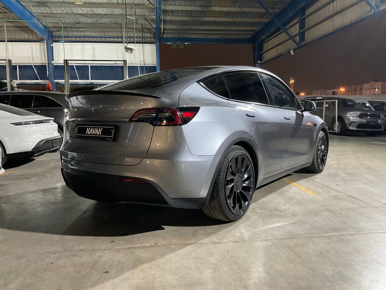 تسلا موديل Y Performance (Dual Motor) | شامل الضمان | 0 ﺪﻔﻋﺓ ﺃﻮﻟﻯ