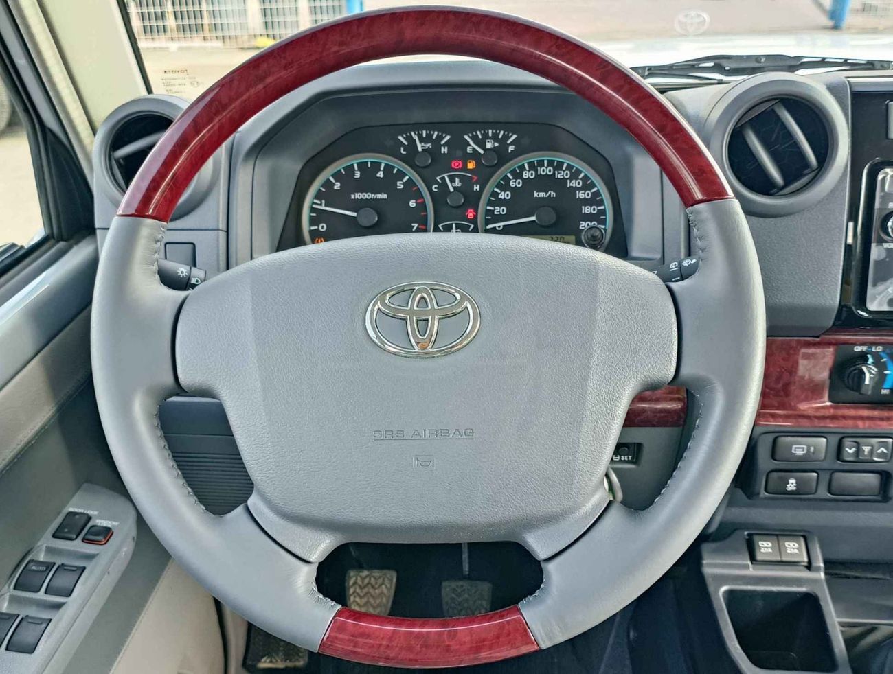 Toyota Land Cruiser 70 LX | 4.0L V6 Petrol | M/T | Chrome Mirror With Grey Interior (CODE # 67936)