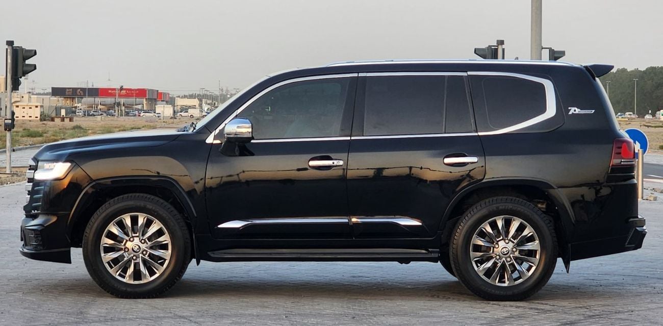 تويوتا لاند كروزر GX.R V8 upgrade 2024