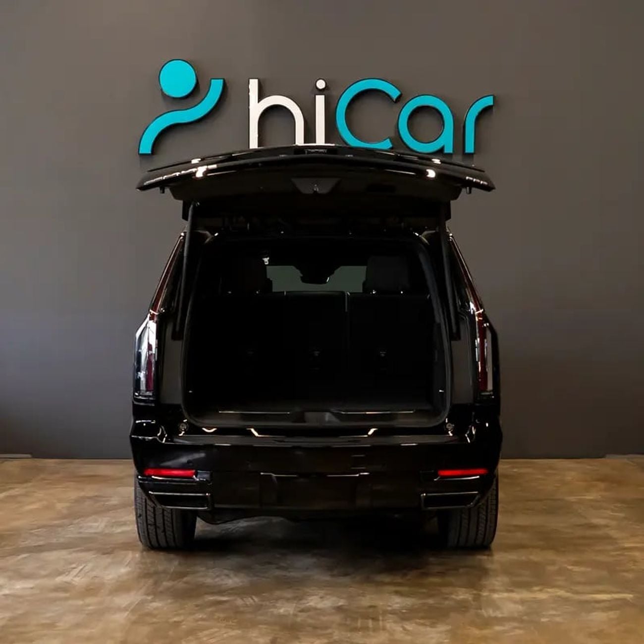 Cadillac Escalade Premium Luxury Platinum 6.2L 4WD 10,349 pm • 0% Downpayment • Premium Luxury Platinum • 1 Year Warra