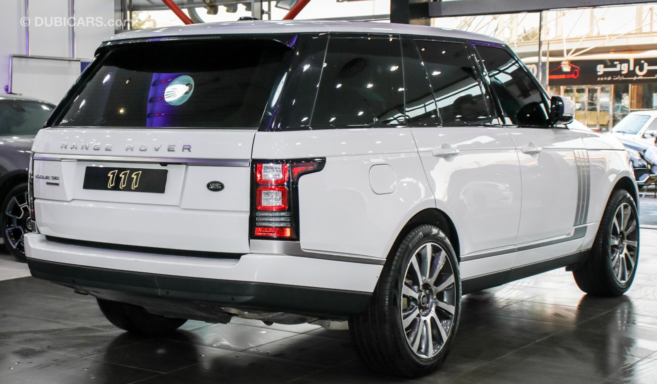 Land Rover Range Rover HSE With Vogue SE SUPERCHARGED Badge