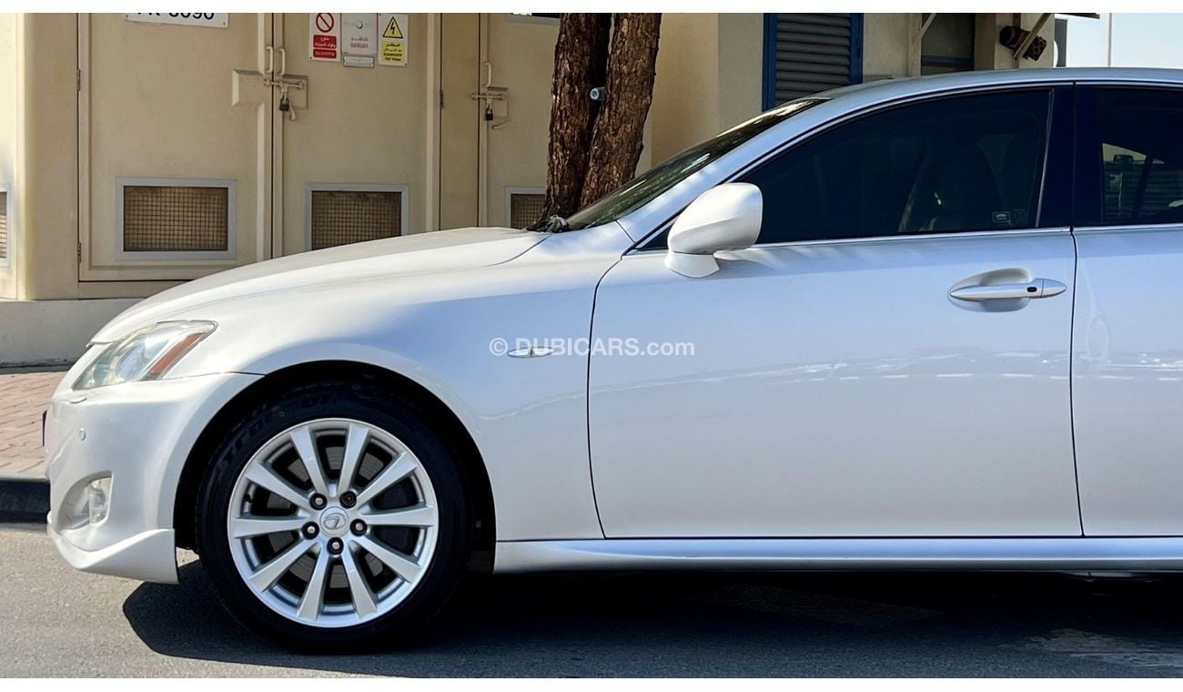 Used Lexus IS 300 Full Option GCC Perfect Condition Low Mileage 2008