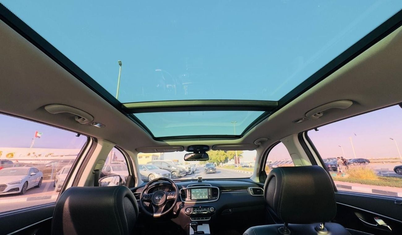 Kia Sorento PANORAMIC SUNROOF | LHD | 2.0L DIESEL ENGINE | (AT) | 2015 | REAR VIEW CAMERA