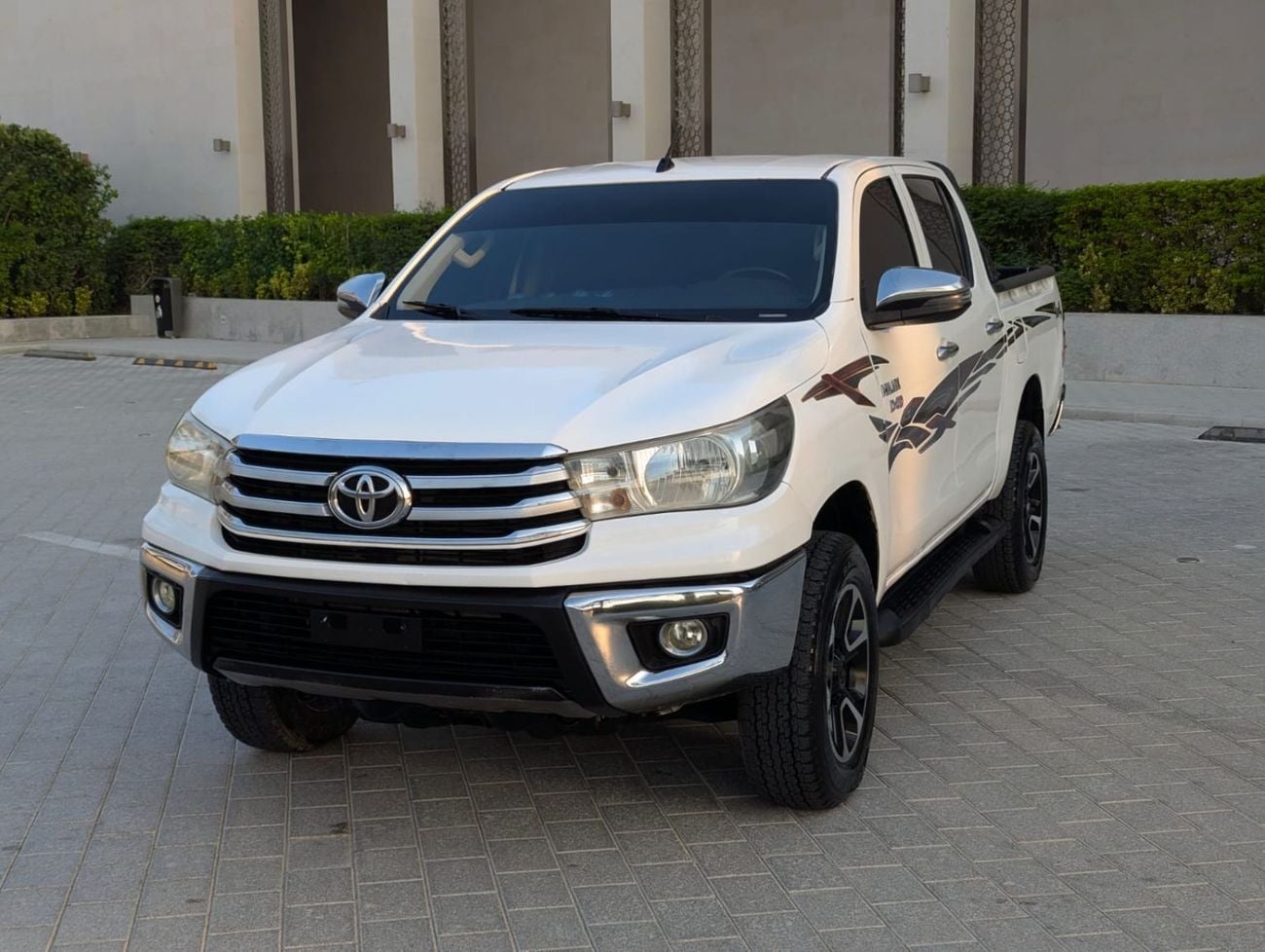 Toyota Hilux GLS Toyota Hilux 2022 GCC Specs Diesel V4 2.4L Excellent Condition
