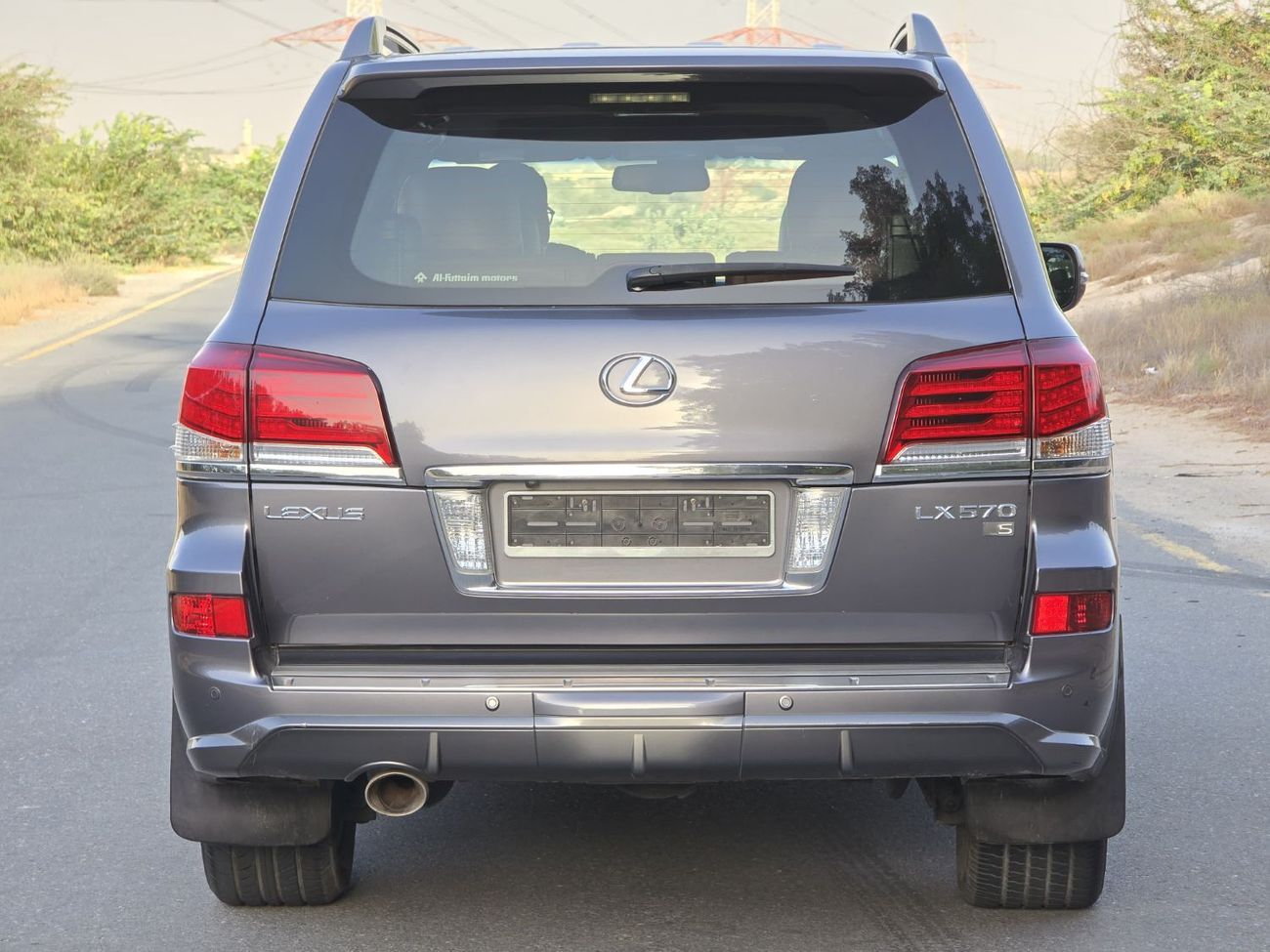 لكزس LX 570 Platinum 5.7L LEXUS LX-570 2014 GCC // FULL OPITION // PERFECT CONDITION