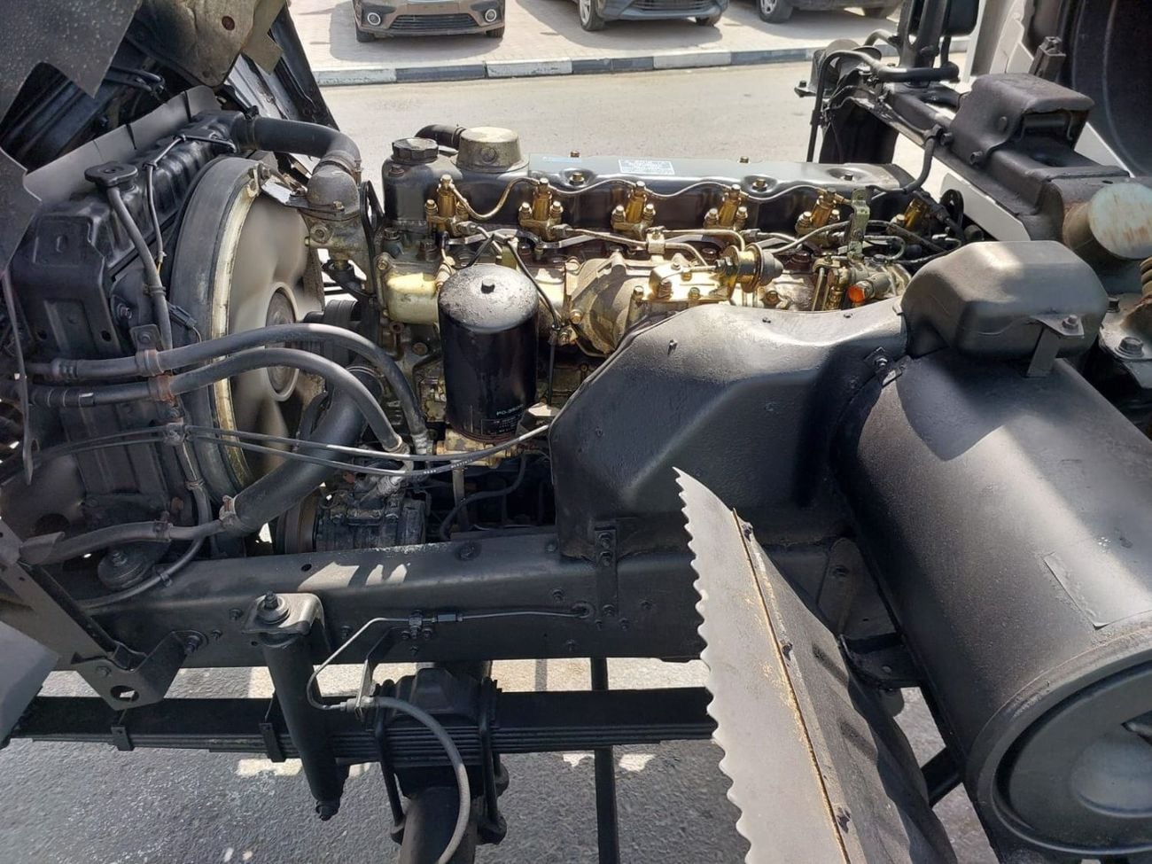 Mitsubishi Fighter (RAMADAN OFFER) MITSUBISHI FIGHTER TRUCK RHD 1990 MODEL 7.5 L DIESEL MANUAL(PM40032)