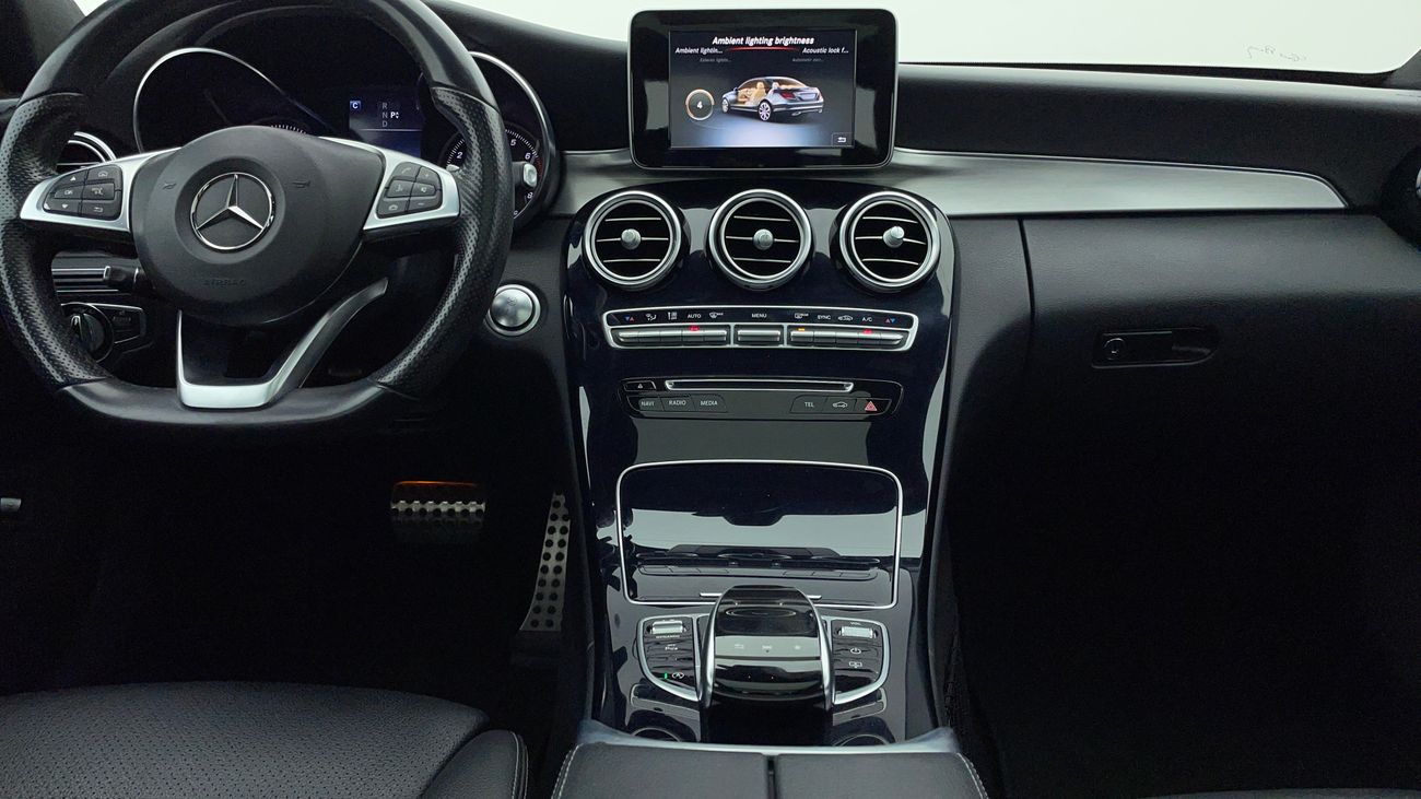 مرسيدس بنز C 200 AMG SPORT PACK 2 | بدون دفعة مقدمة | اختبار القيادة في المنزل