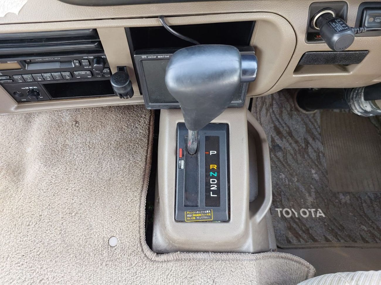 Toyota Coaster TOYOTA COASTER BUS RHD 2000 MODEL 4.2 L DIESEL AUTOMATIC(PM10377)