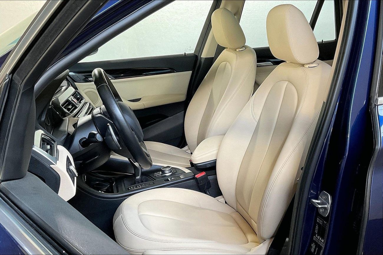 BMW X1 sDrive 20i Sport Line