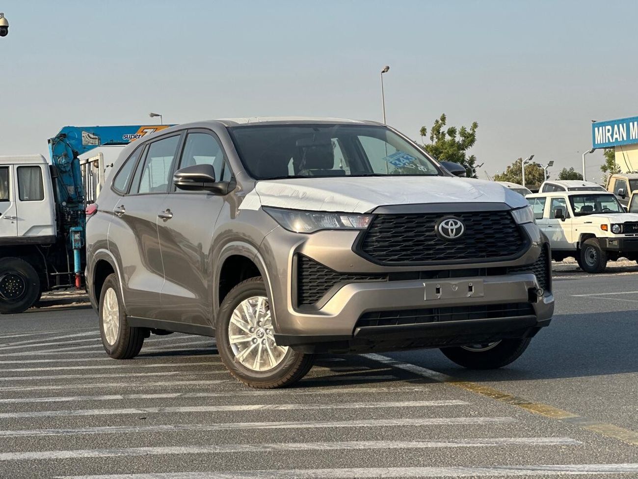 Toyota Innova 2024, PETROL 2.0L 0KM, GCC SPEC, 8-SEATERS, EXPORT PRICE