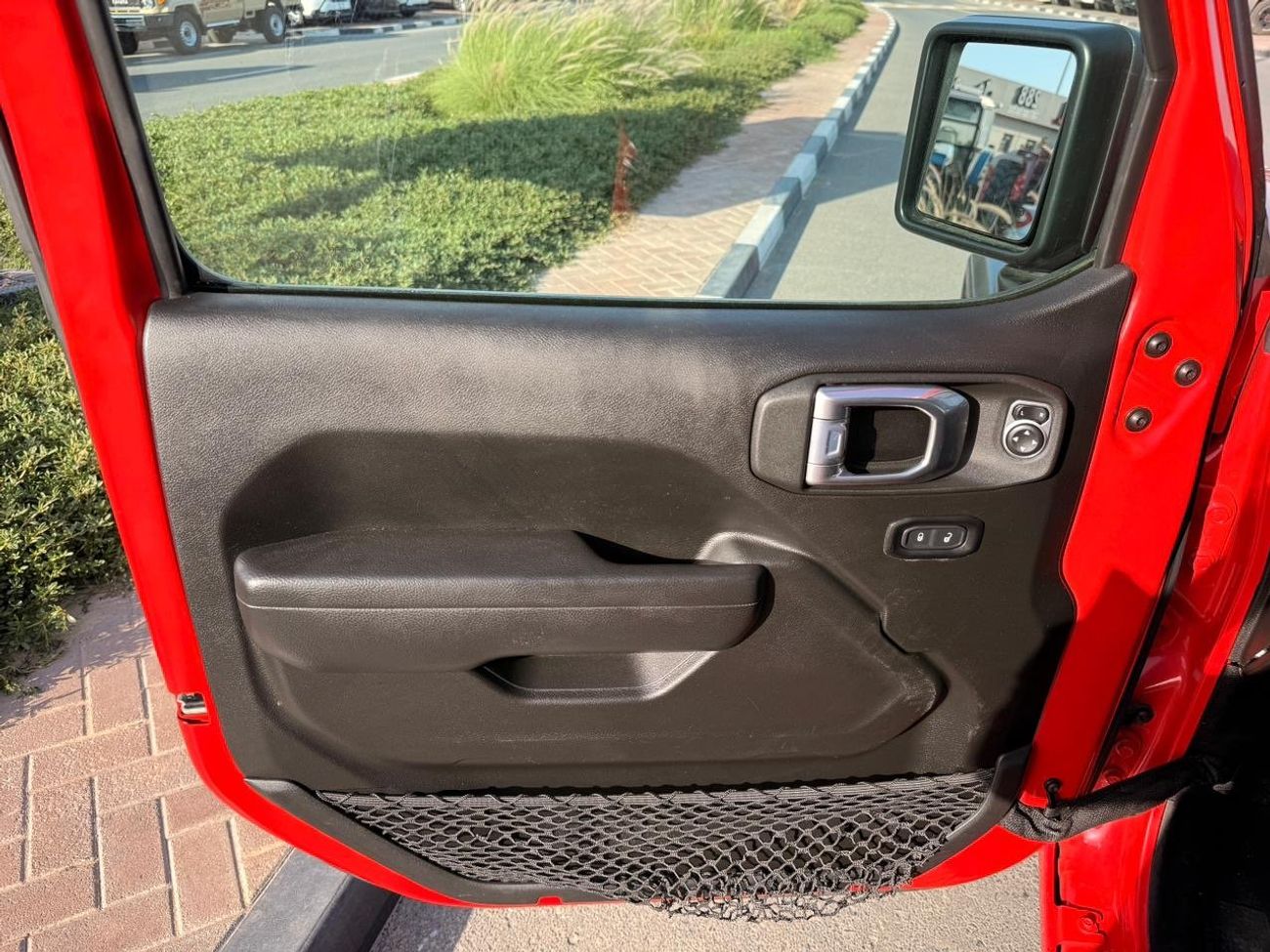 Jeep Wrangler Unlimited Sport S 2.0L A/T