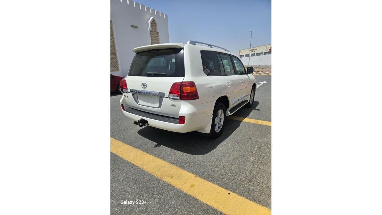 تويوتا لاند كروزر 2015 gxrv8