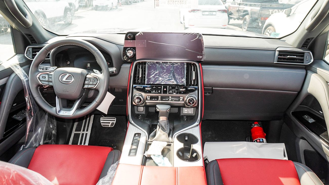 لكزس LX 600 FSport 3.5L V6. 5 Seater