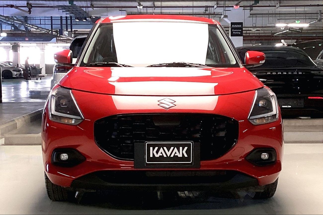 سوزوكي سويفت GLX | National Day Celebration | شامل الضمان | 0 ﺪﻔﻋﺓ ﺃﻮﻟﻯ