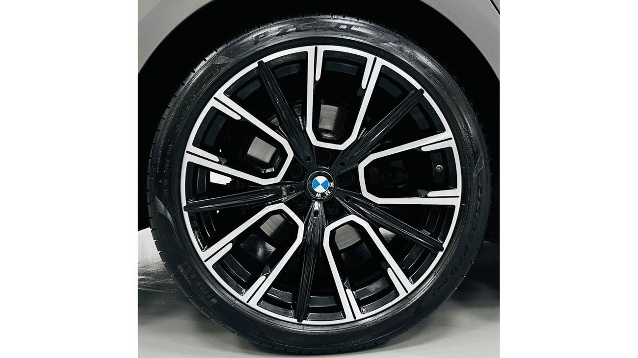 BMW 730Li Exclusive GCC .. M kit .. FSH .. Warranty .. Perfect Condition ..