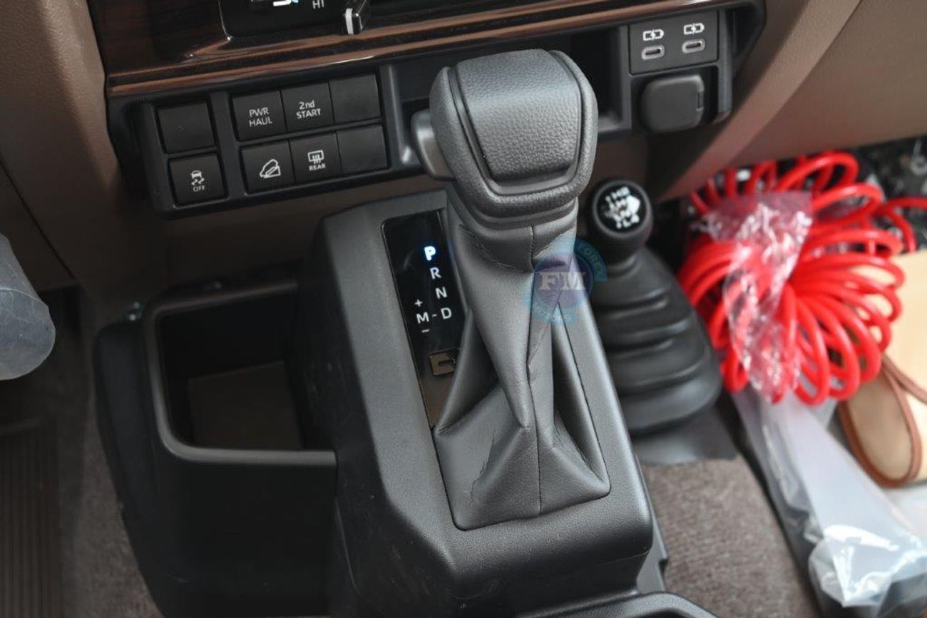 Toyota Land Cruiser 70 71 V6 4.0L Petrol 4WD Automatic