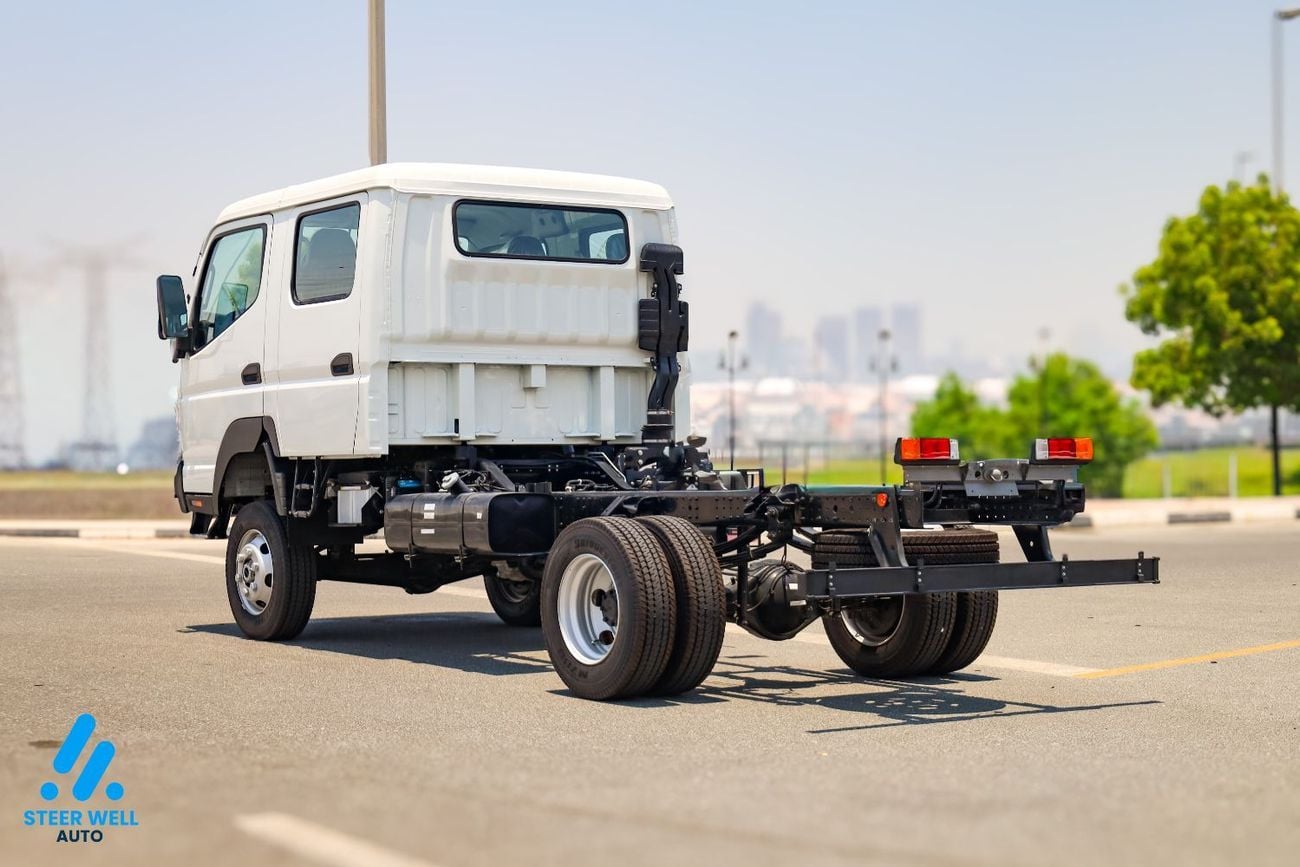 ميتسوبيشي كانتر فان  2026 GCC | DOUBLE-CAB MT | Super High Wheel Base Chassis – Euro V | Export Only