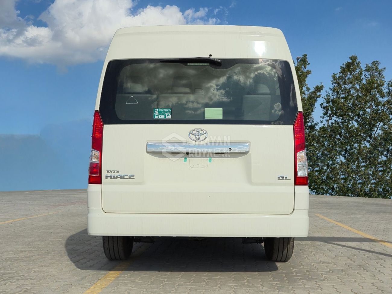 Toyota Hiace GL 3.5L PETROL V6 GL AT 13-SEATS RWD 2026MY