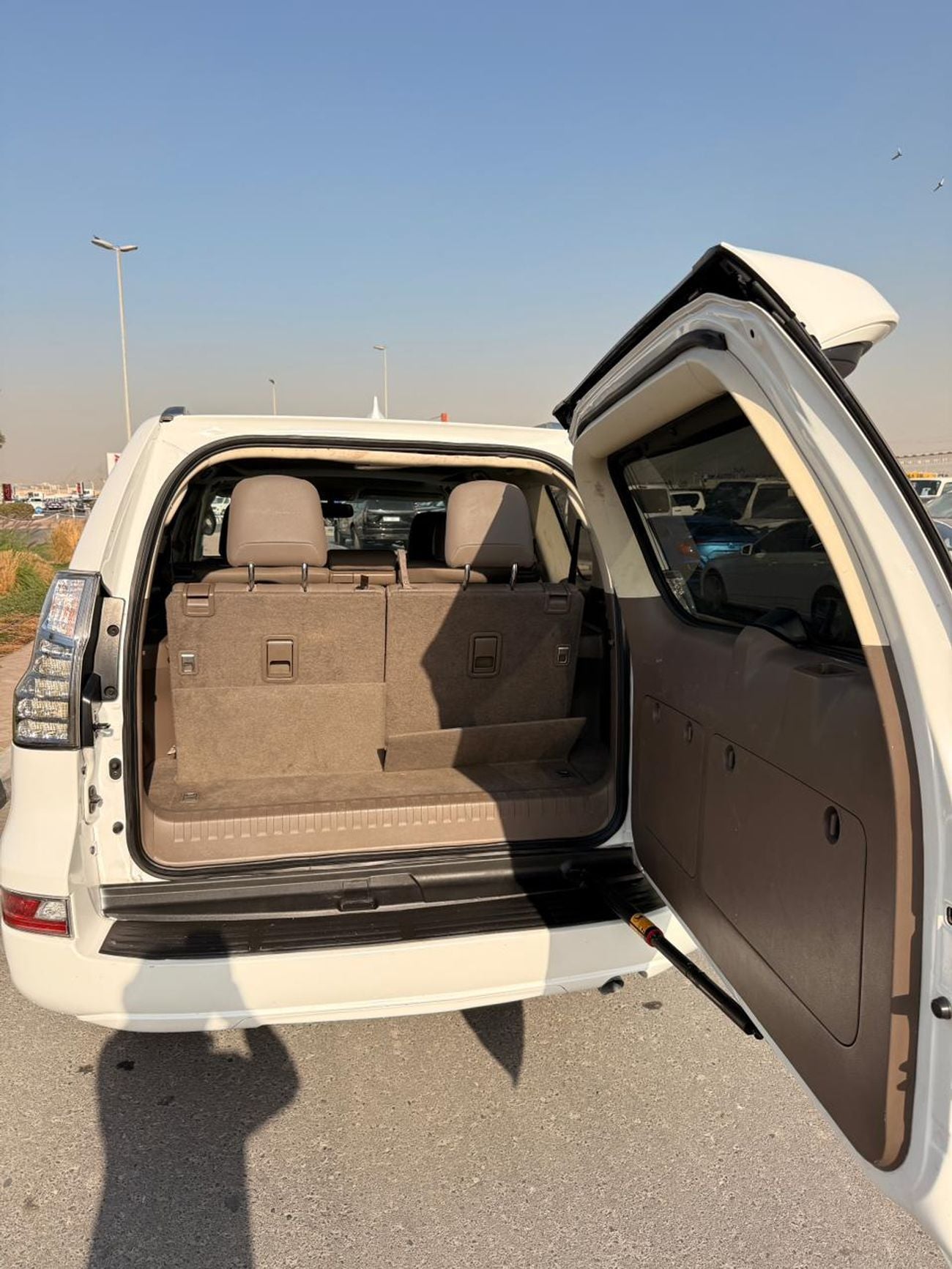 Lexus GX460 Premier 4.6L Full option