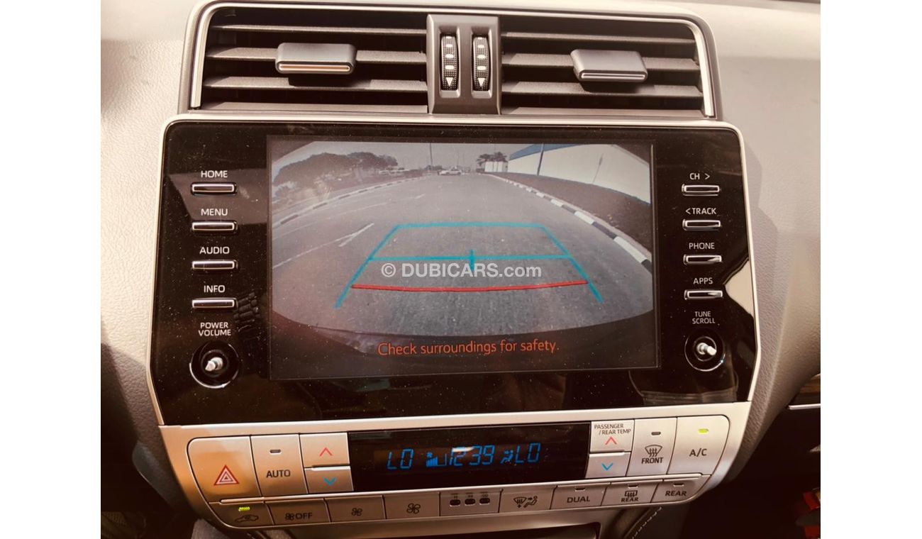 تويوتا برادو برادو VX 2.8 لتر ديزل V4 موديل 2021 4 × 4 لون أسود للتصدير فقط