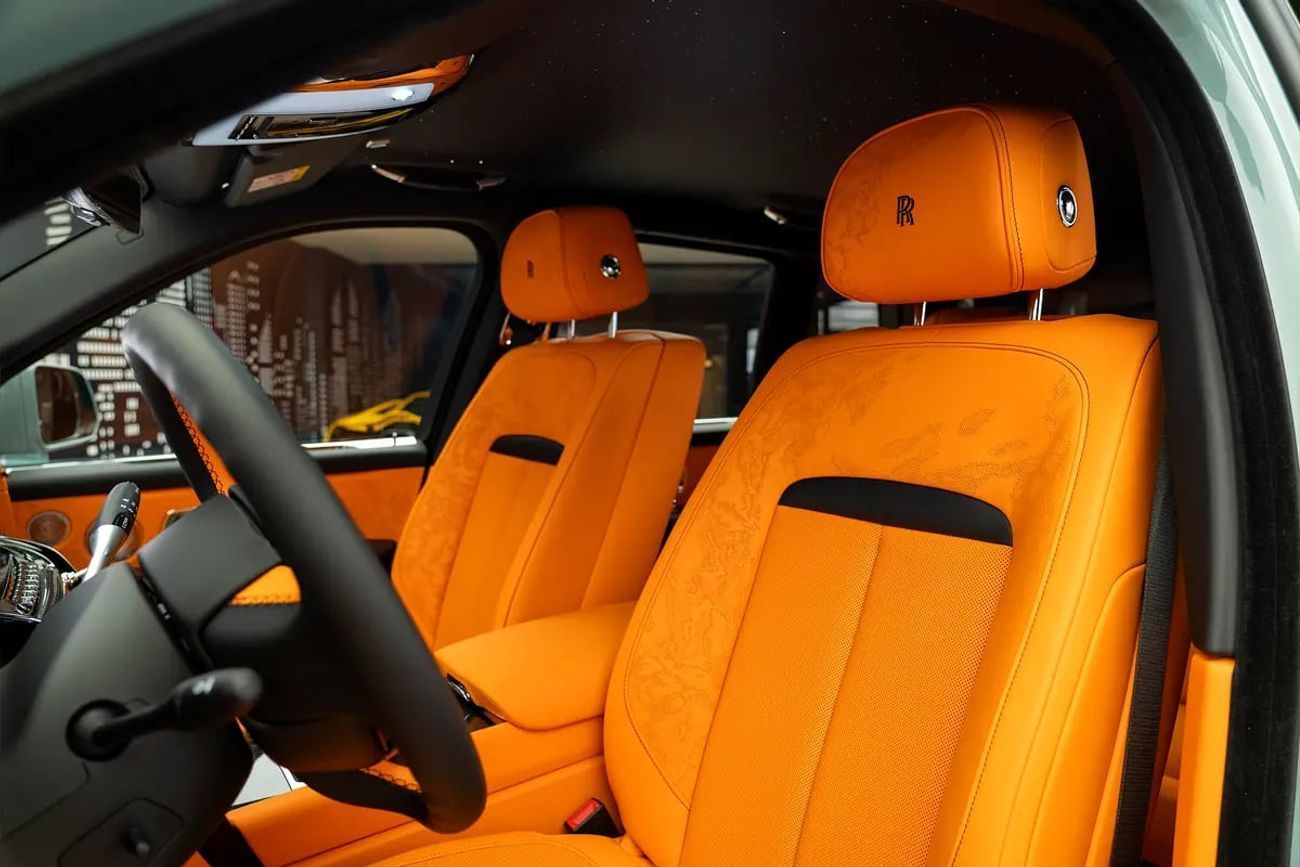 رولز رويس كولينان BLACK BADGE ROLLS ROYCE | CULLINAN | GCC SPECS | DEALER WARRANTY + SERVICE CONTRACT