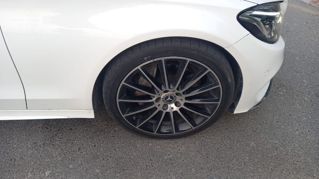 مرسيدس بنز C 200 2.0L PETROL AUTOMATIC TRANSMISSION