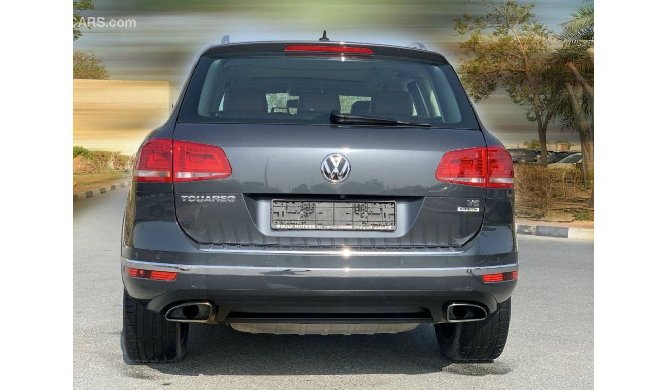 Volkswagen Touareg GCC - VOLKSWAGEN TOUAREG 2015 - WARRANTY - EXCELLENT CONDITION - VAT INCLUSIVE