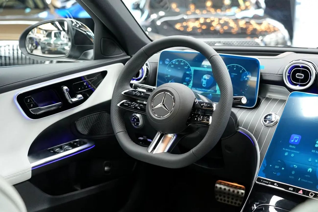 مرسيدس بنز C 200 C 200 | GCC 0km | Agency Warranrty | AMG Package