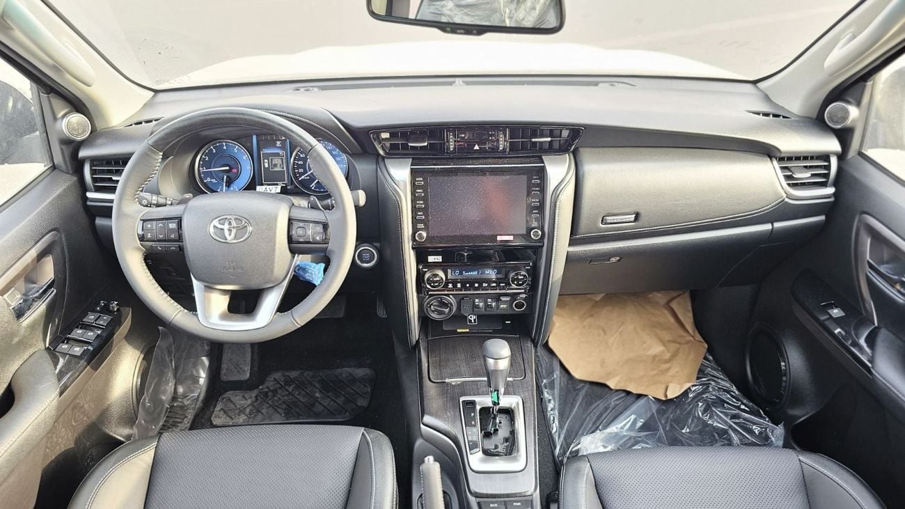 Toyota Fortuner SR5 Plus 4.0L FORTUNER 4.0L 4x4 V6 HI 6AT 2025 SR5 4.0L