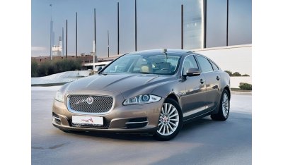 Jaguar XJ AED 1,370 PM | JAGUAR XJ LUXURY | FULL AGENCY MAINTAINED | GCC SPECS | FIRST OWNER