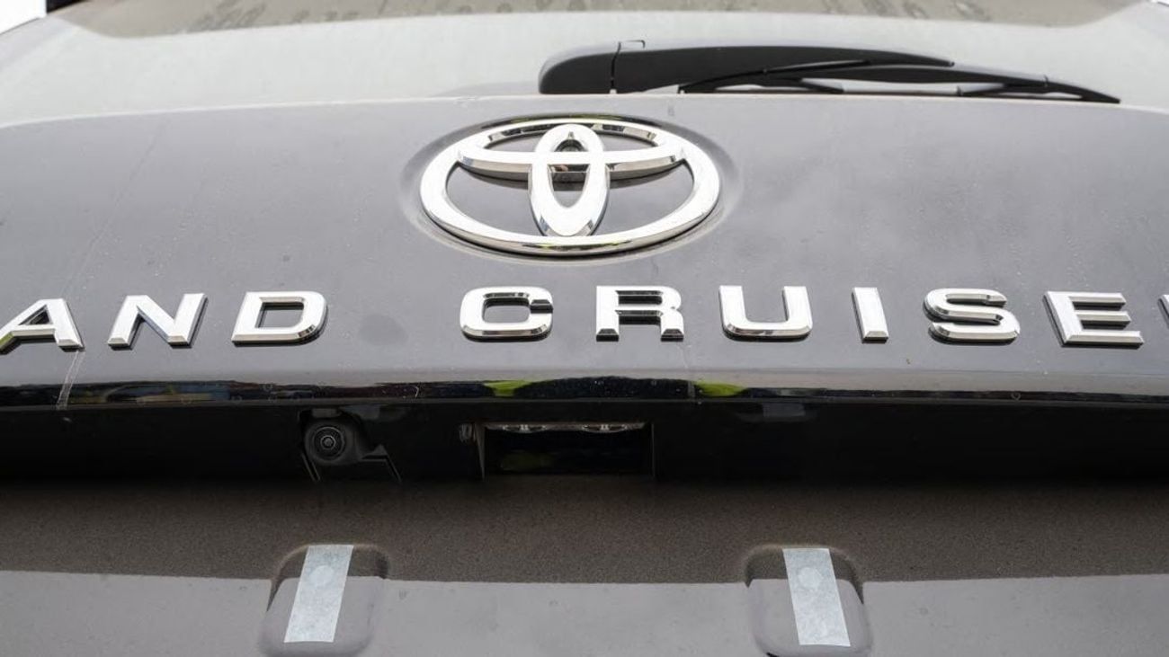 Toyota Land Cruiser VX 3.5L