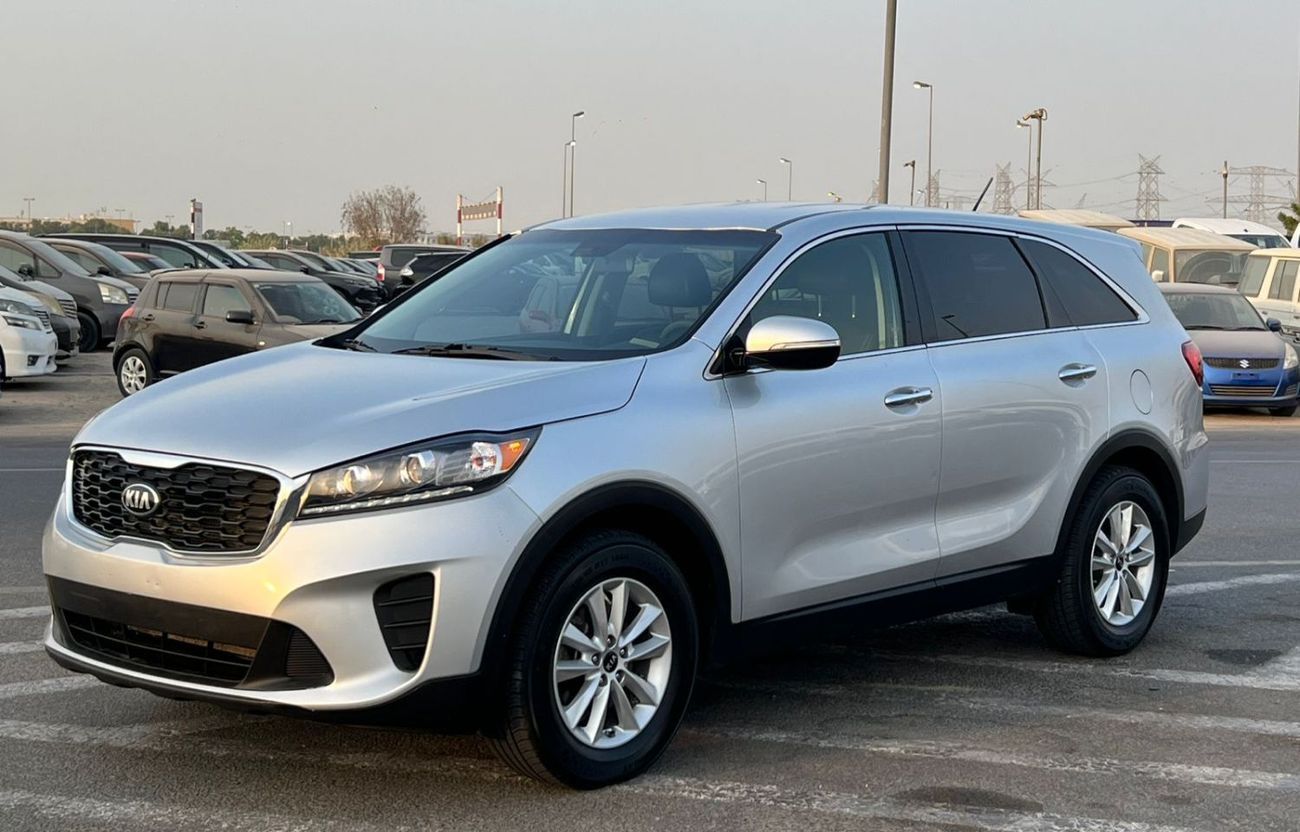 Kia Sorento 2019 Kia Sorento MidOption -3.3L V6 - Rear Camera - Auto trunk - Leather Seat -