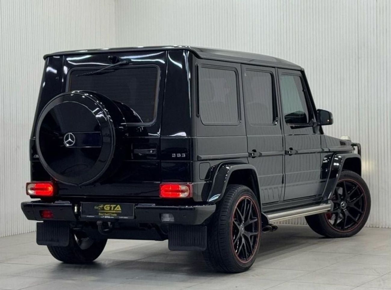 Mercedes-Benz G 63 AMG Std 5.5L 2016 Mercedes Benz G63 AMG 463 Edition, Service History, Carbon Fiber Package, GCC