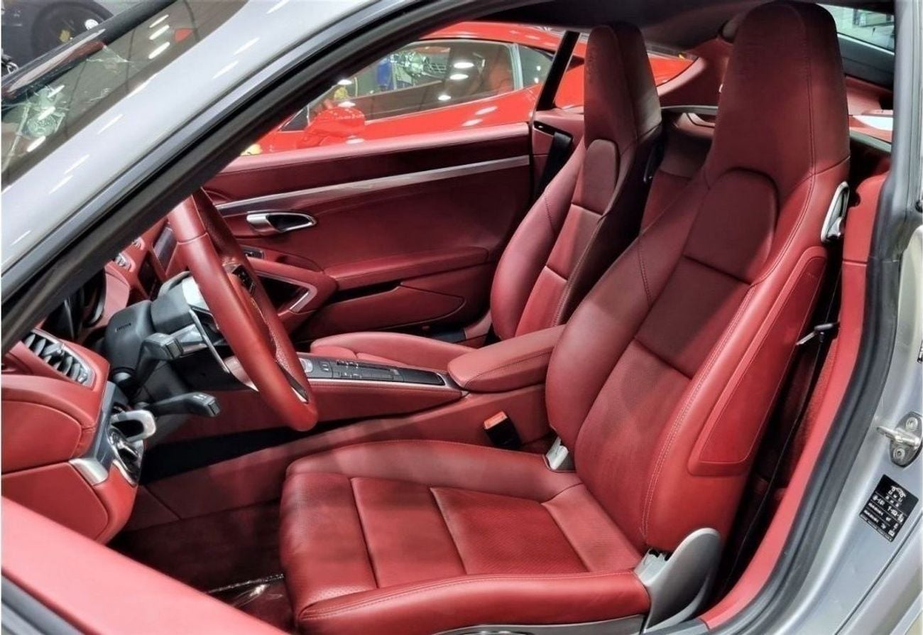 بورش كايمان 718 Std Std