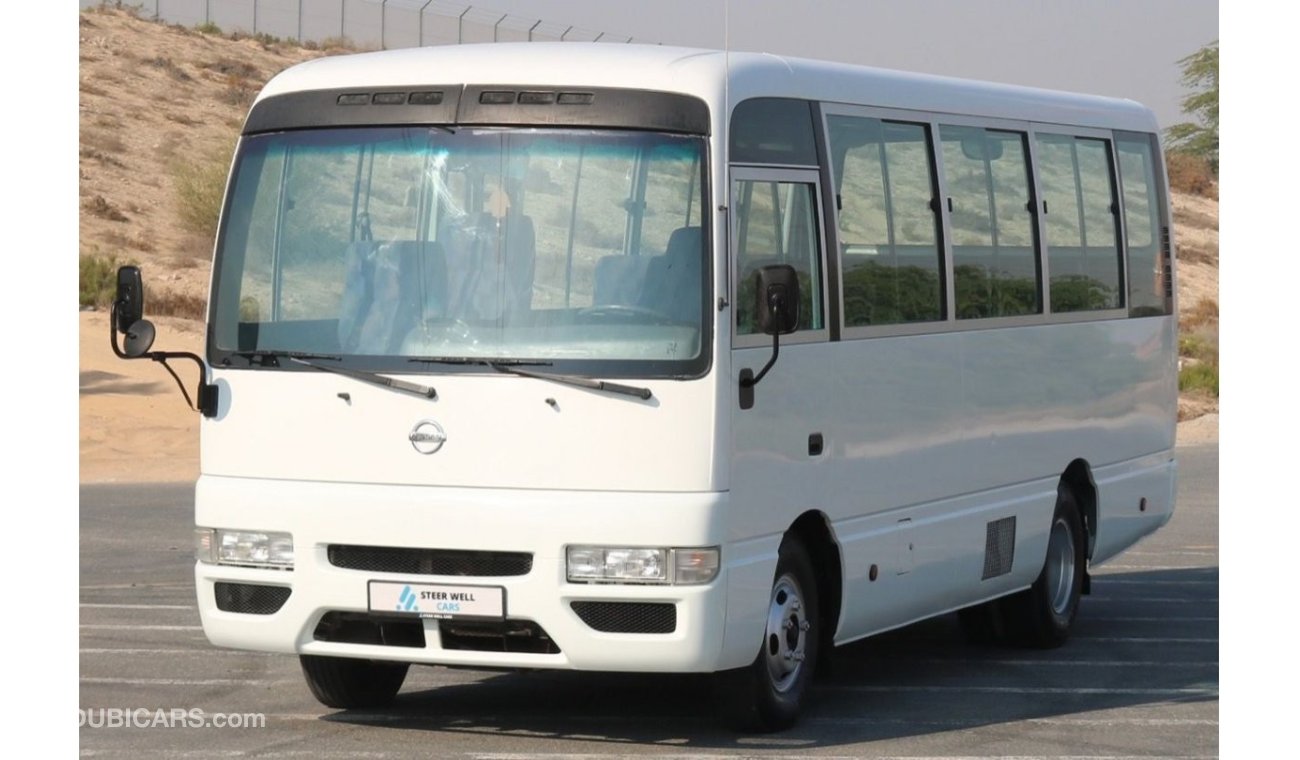 Nissan Civilian 2015 | BUS 30 SEATER WITH GCC SPECS AND EXCELLENT CONDITION