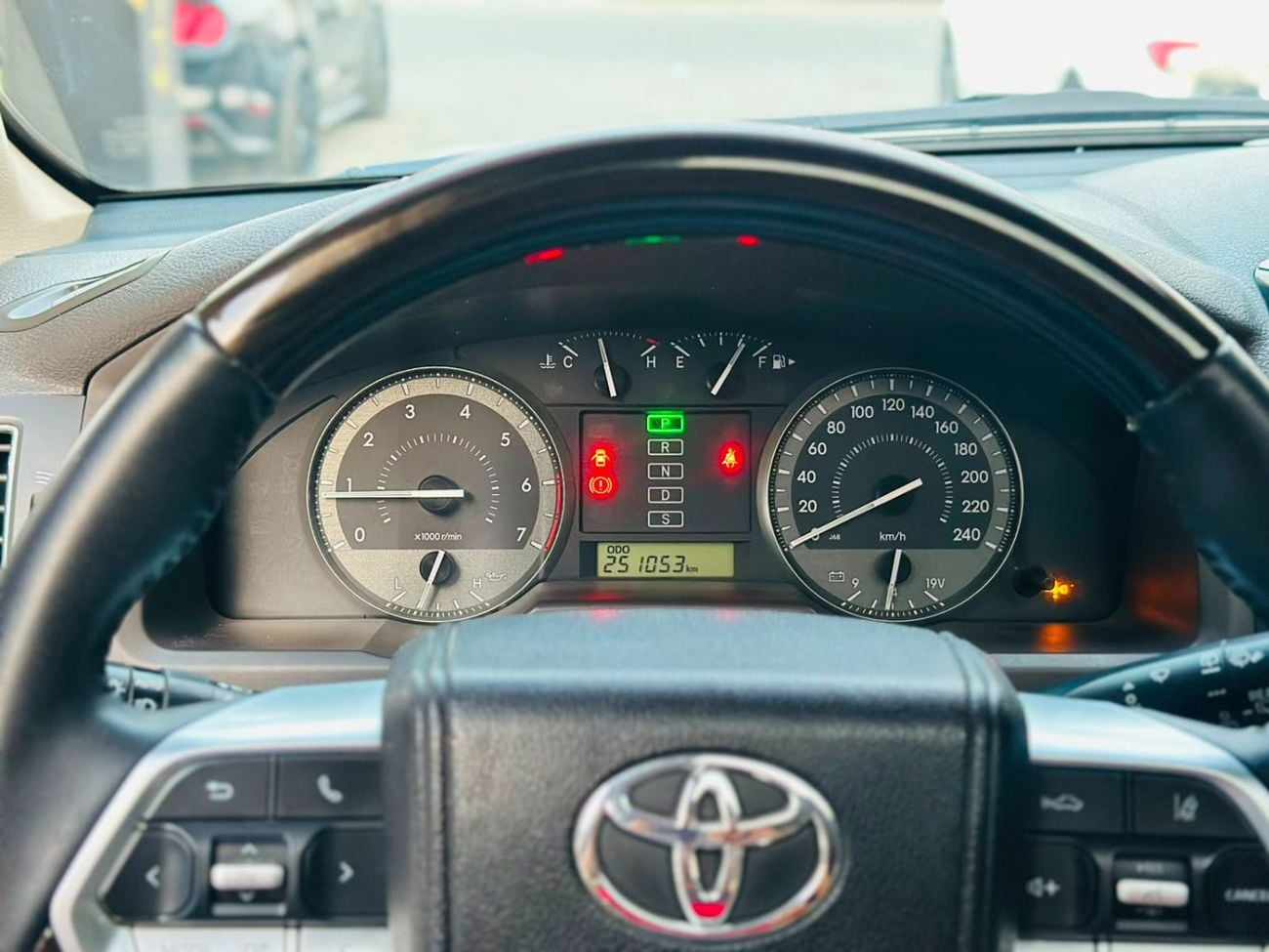 Toyota Land Cruiser GXR