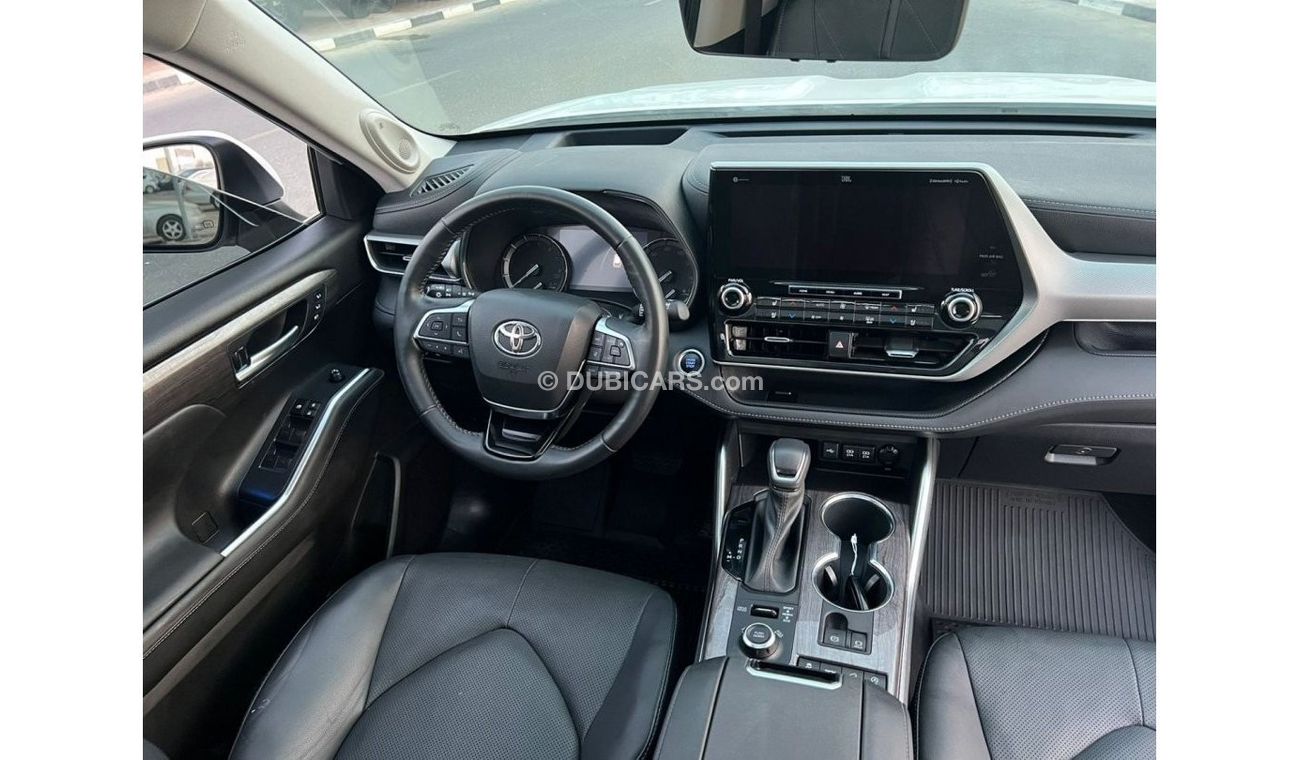Toyota Highlander *Offer*2021 Toyota Highlander Platinum // AWD // 3.5L V6