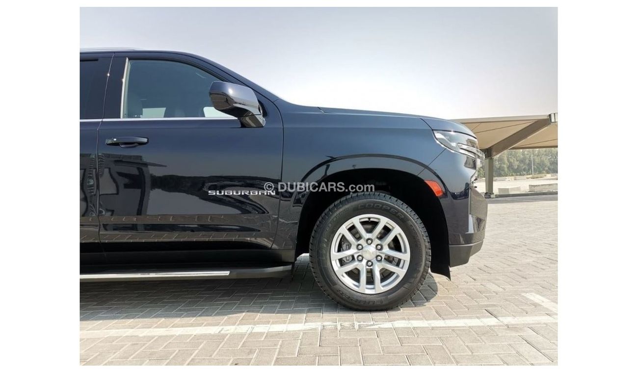 Chevrolet Suburban Chevrolet LT Suburban - 2021- Dark Blue