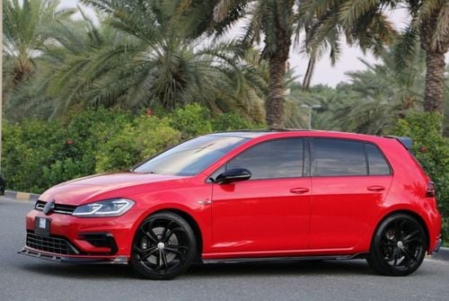 Volkswagen Golf VOLKSWAGEN GOLF R 2018 GCC FULL OPTION PERFECT CONDITION