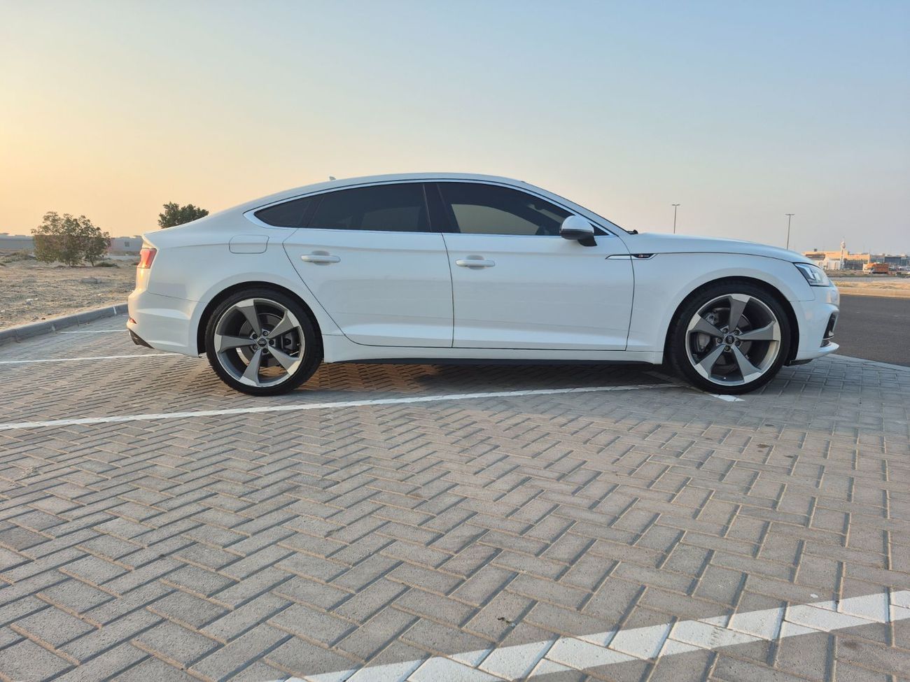 أودي A5 45 TFSI quattro Sport 2.0L