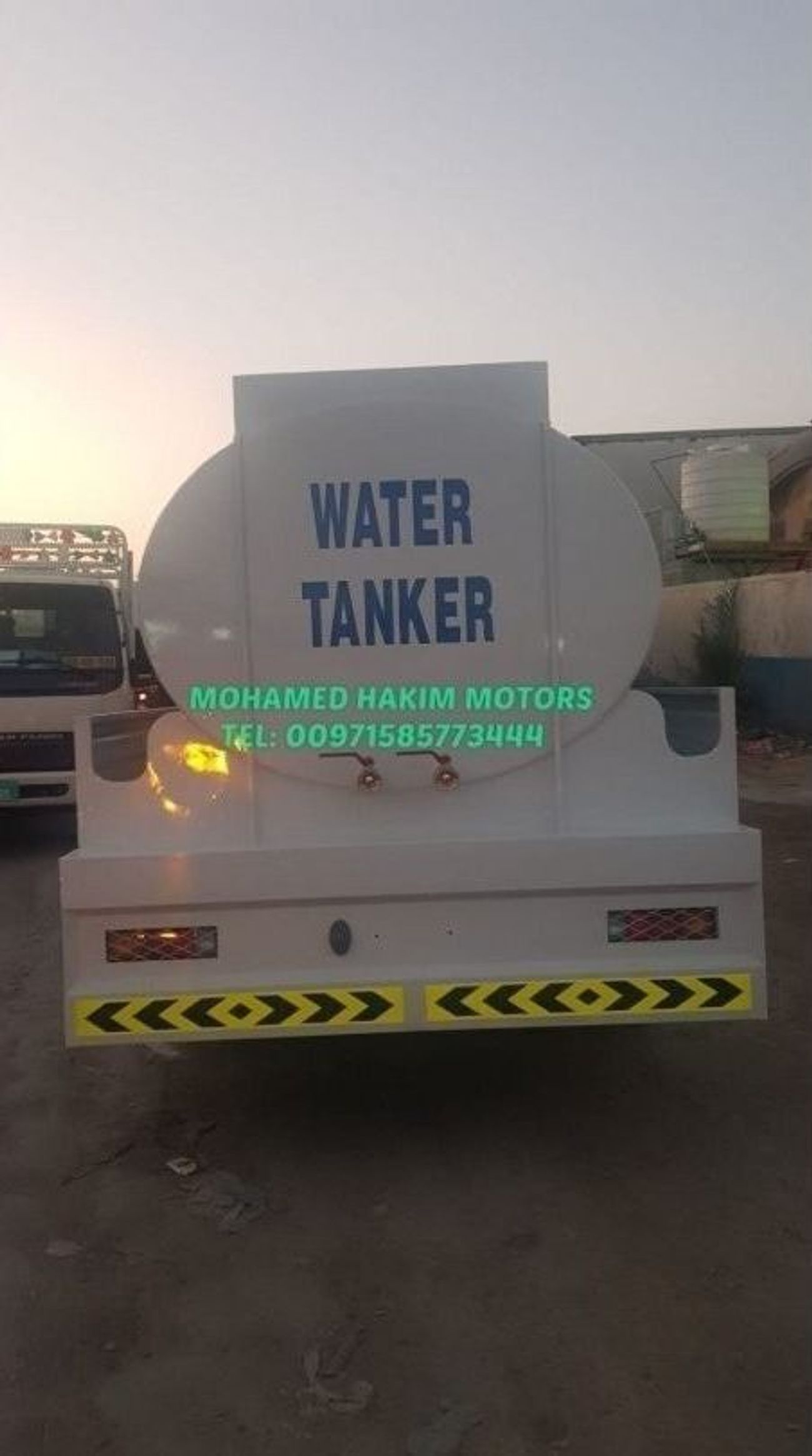 Mitsubishi Fuso Canter 2023 Mitsubishi Canter Water Tank 4 tons