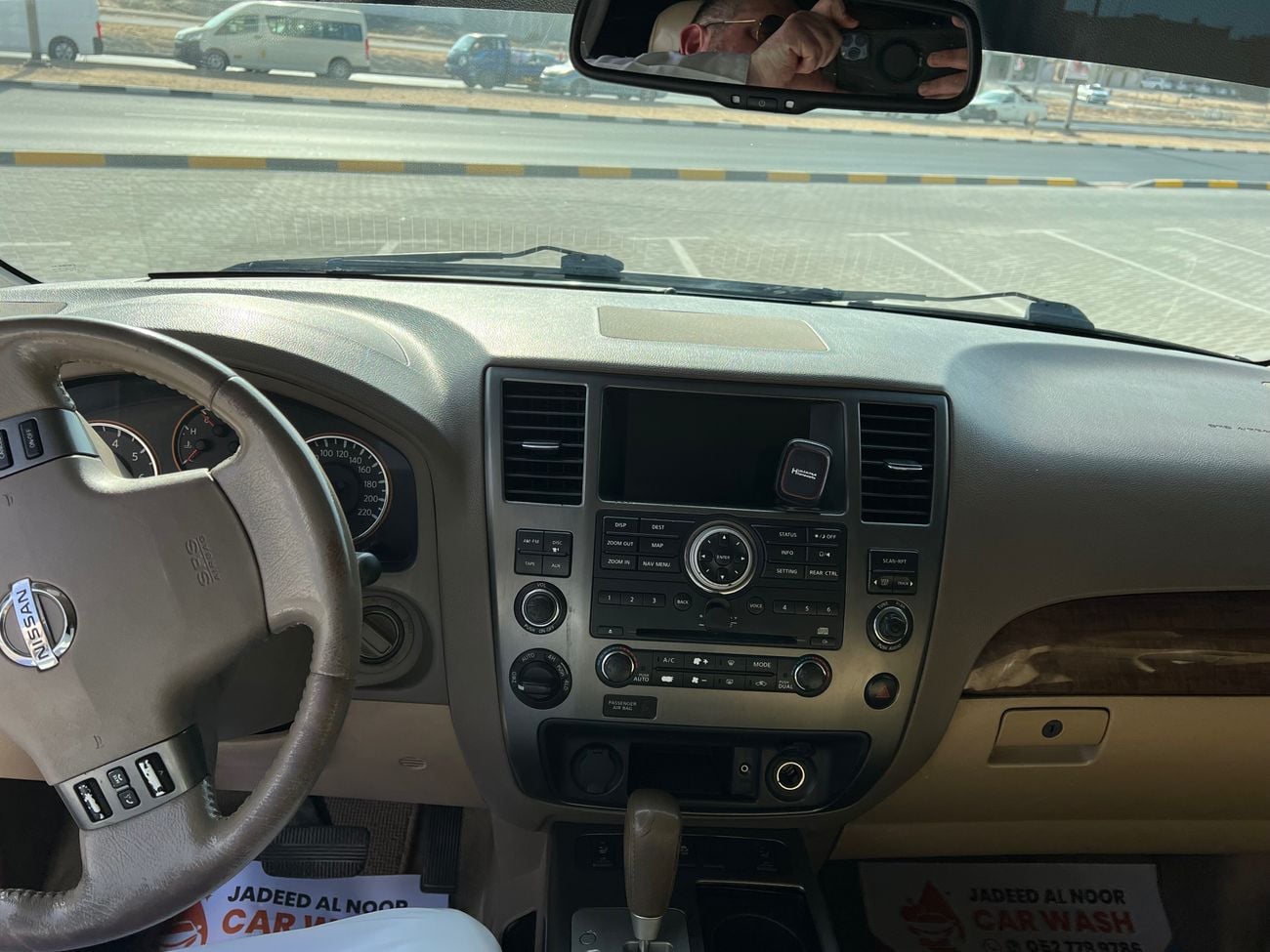 نيسان أرمادا LE