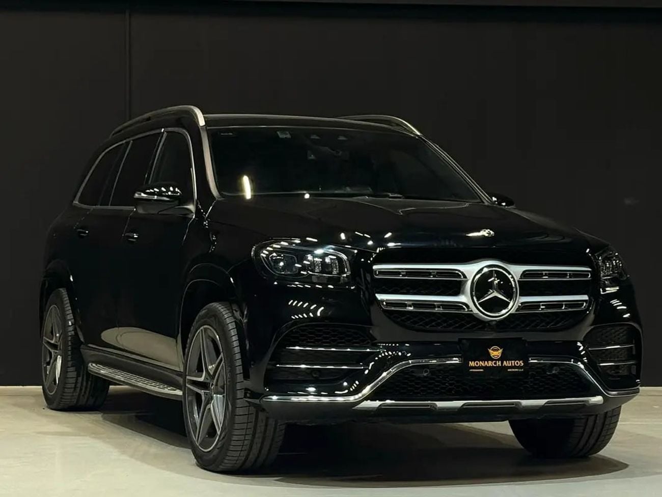 Mercedes Benz GLS580 STD | Ultra Low KM | V8 | AED 179,999
