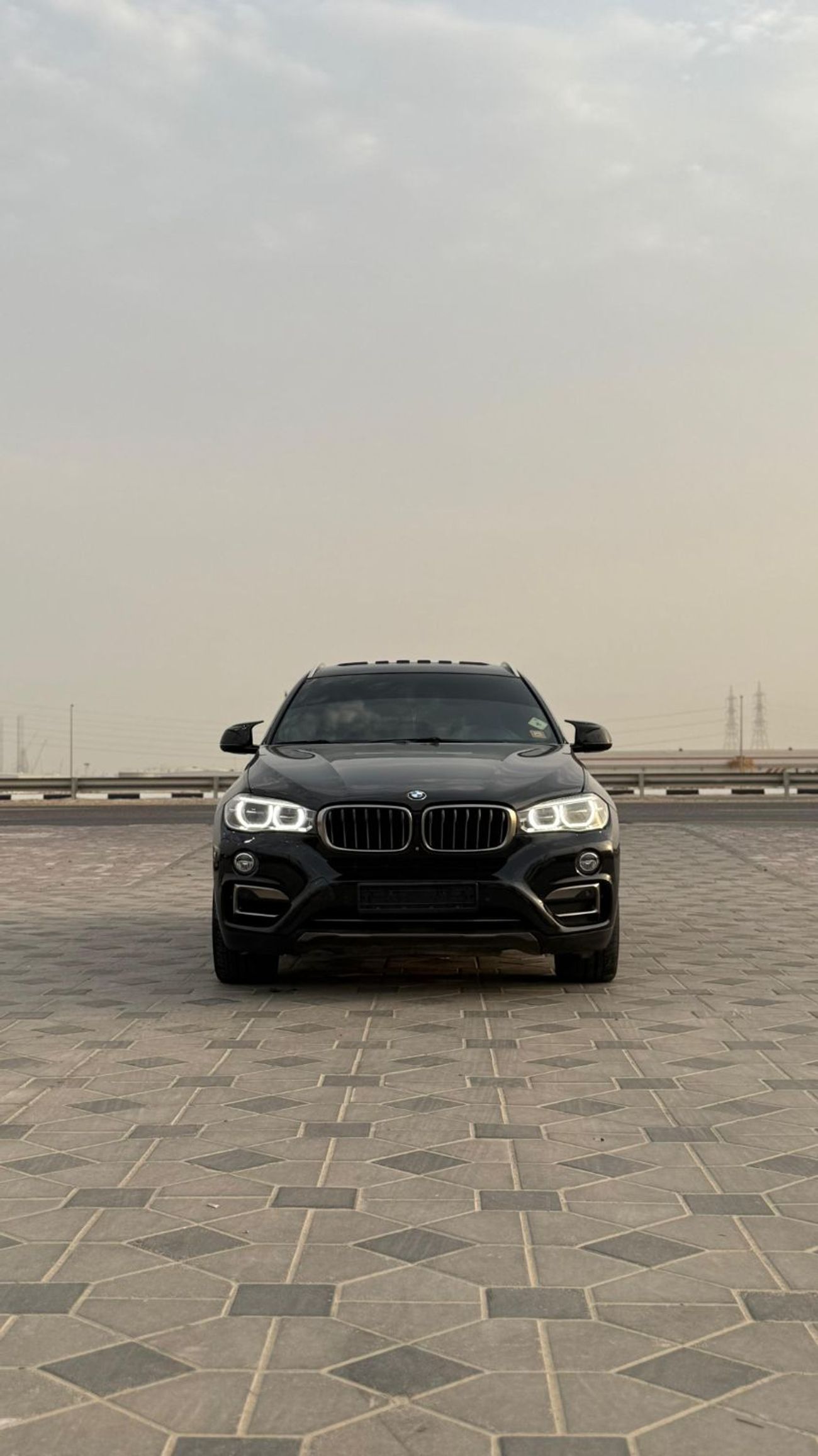 بي أم دبليو X6 50i Exclusive 4.4L