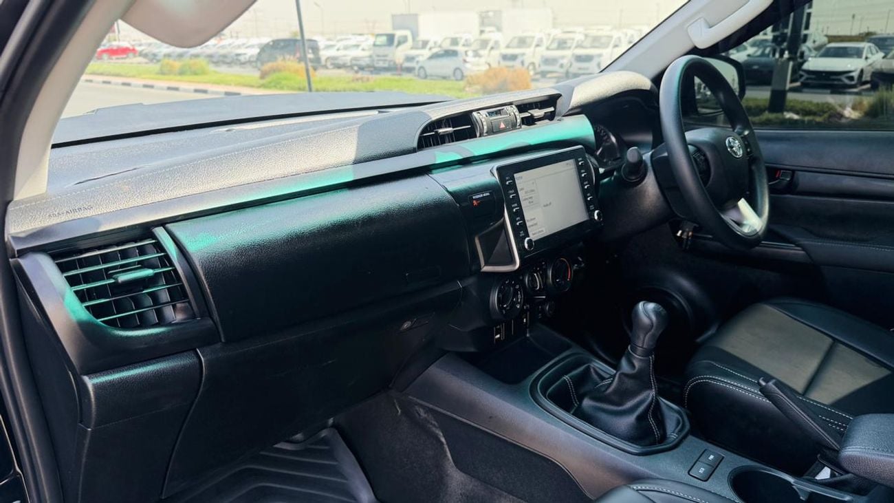 تويوتا هيلوكس 